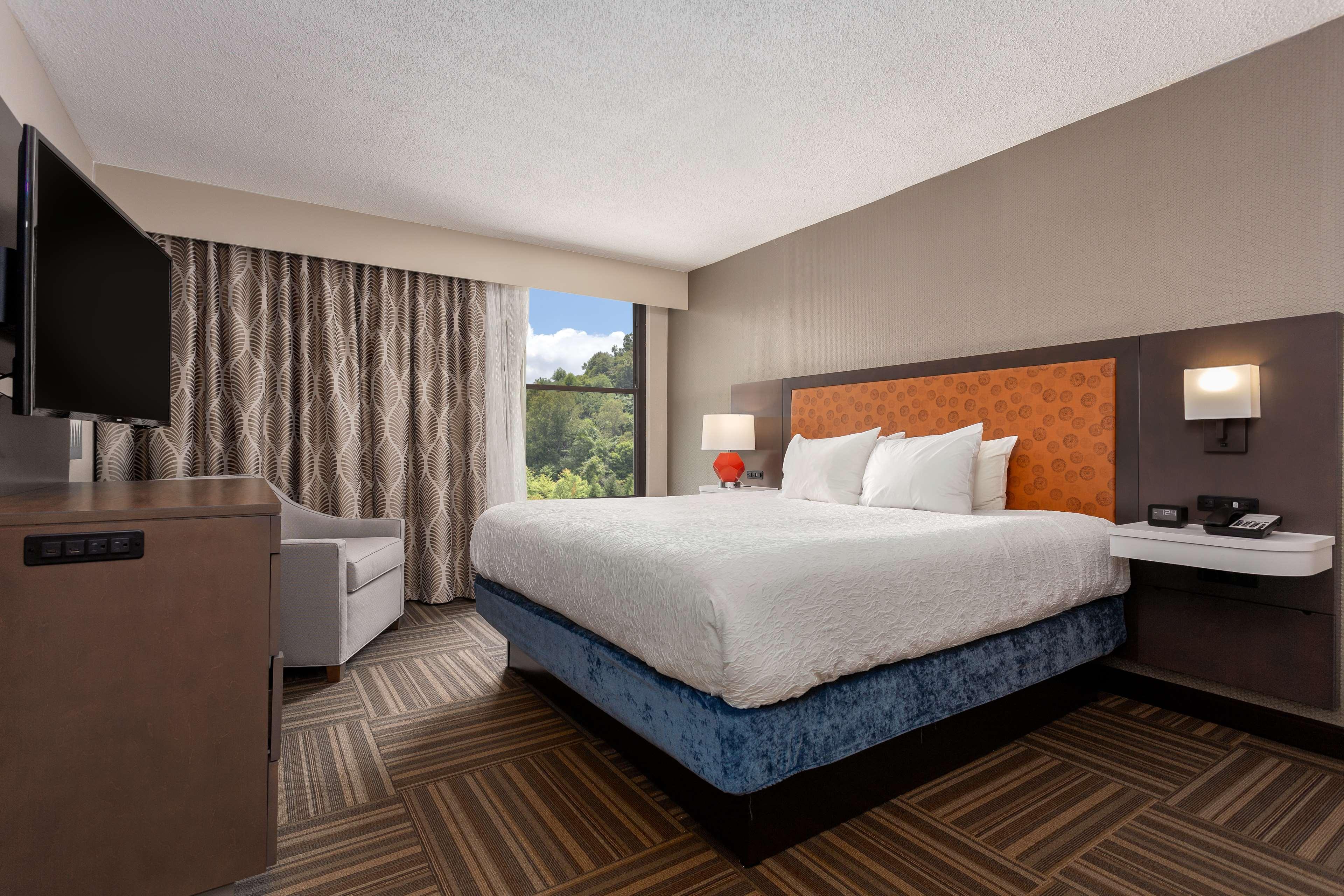 Hampton Inn Bristol Extérieur photo