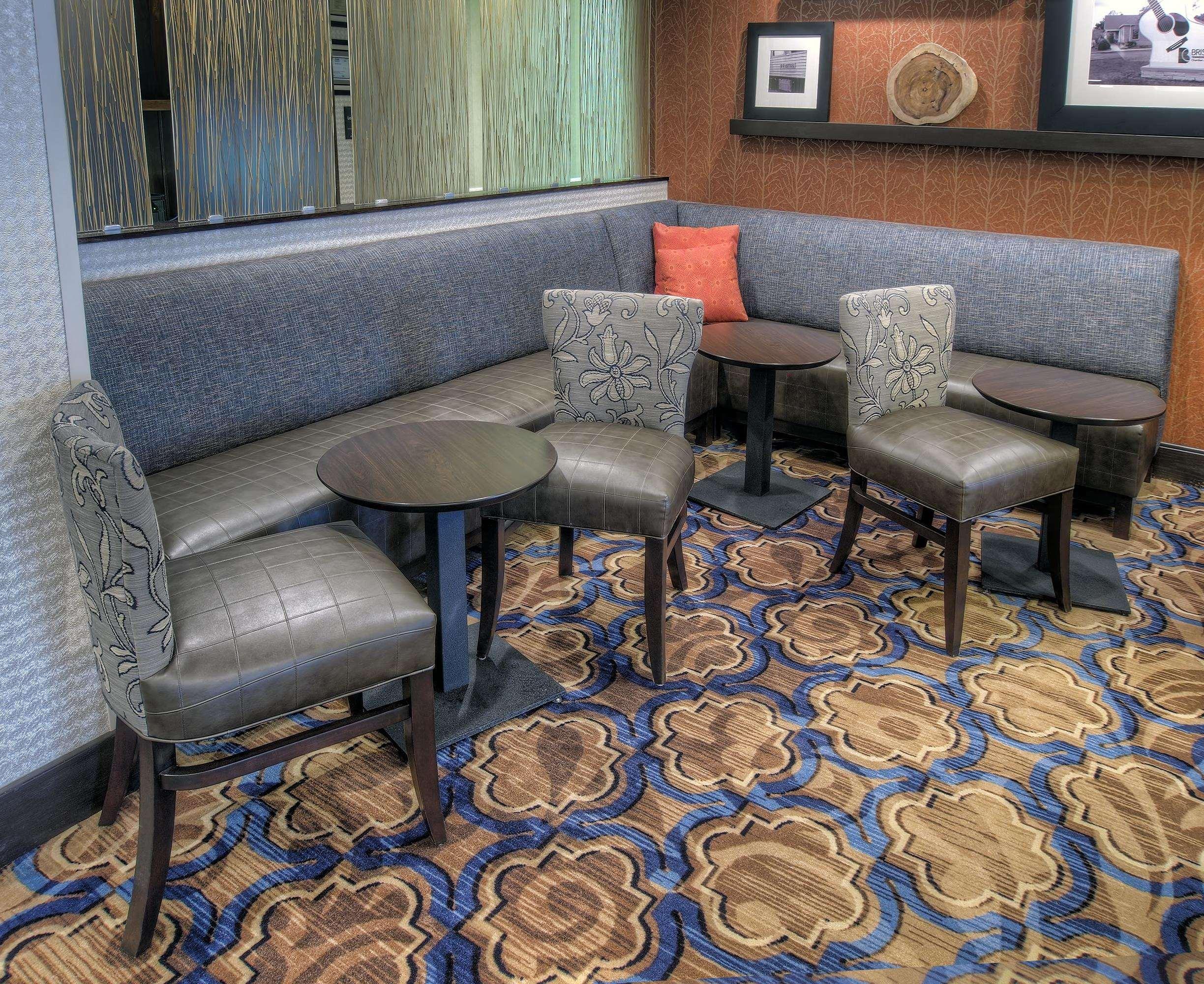 Hampton Inn Bristol Extérieur photo