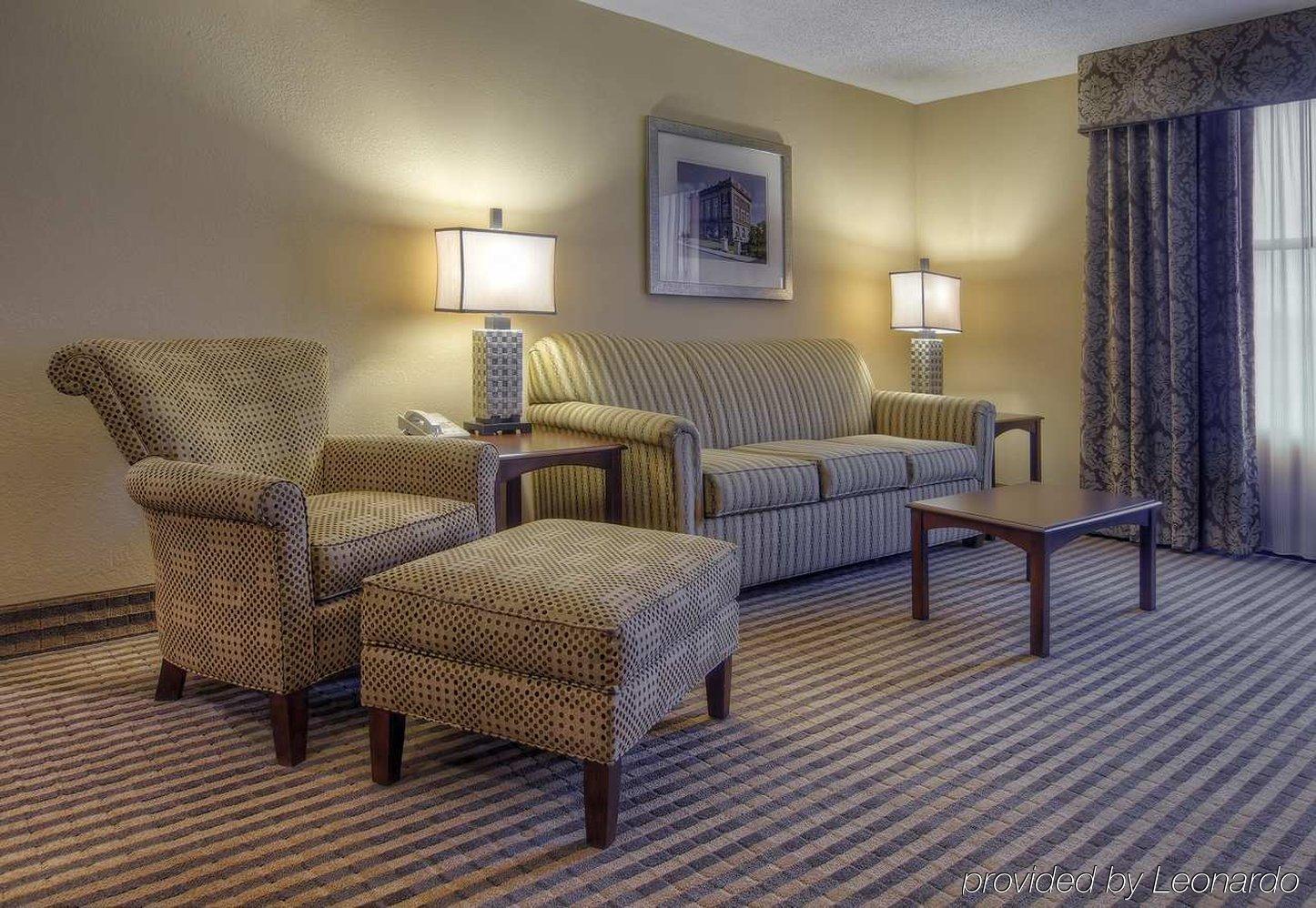 Hampton Inn Bristol Extérieur photo